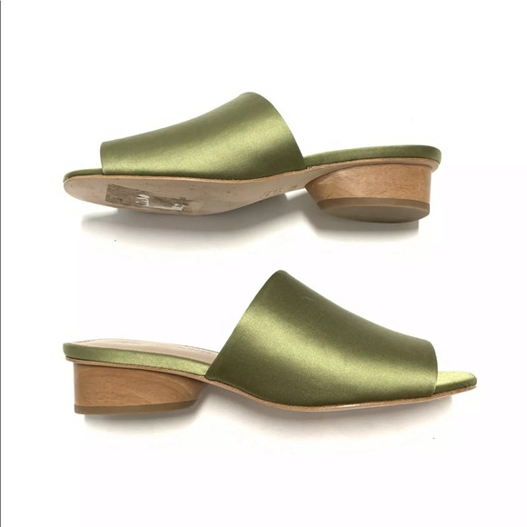 Donald J. Pliner Rimini Satin Mule Slides - Picture 4 of 6